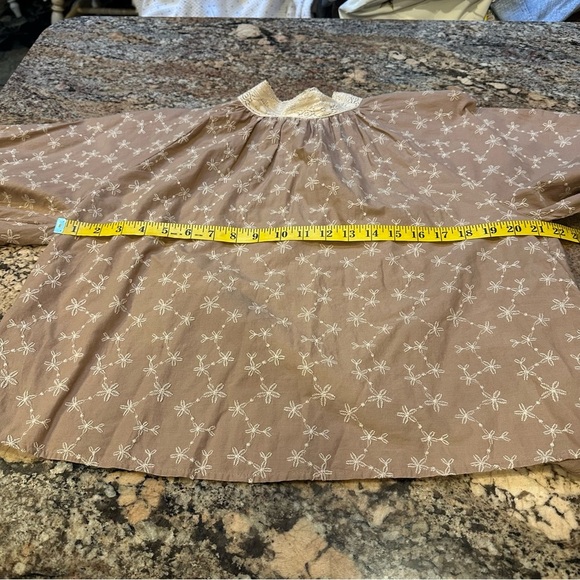 Zara Tan & Cream Embroidered Blouse - Picture 8 of 10